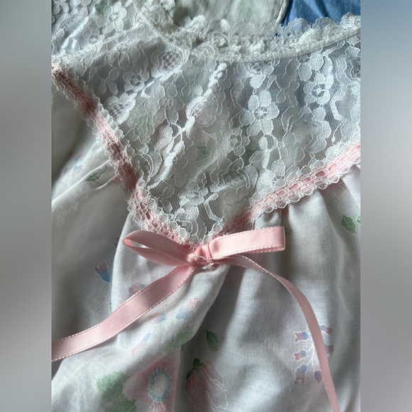 Vintage White Floral Lace Crop Top Softgirl Cottagecore Coquette Medium-Large - Picture 3 of 7